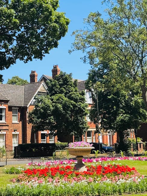 Garden maintenance for St Lukes Road flats small outdoor fixes